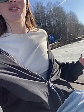 Beverly Hilll online show from 03-09-25, 11:14