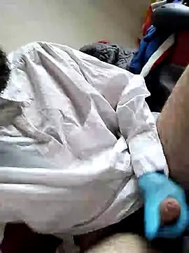 Snapshot of latexgloveloris chatting on 03-11-25, 02:18 latexgloveloris online show from 03-11-25, 02:18