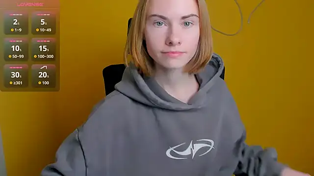 Fiona Night online show from 12-20-25, 06:31