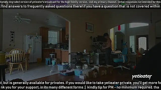 Snapshot of yetieater chatting on 01-01-25, 11:07 yetieater online show from 01-01-25, 11:07