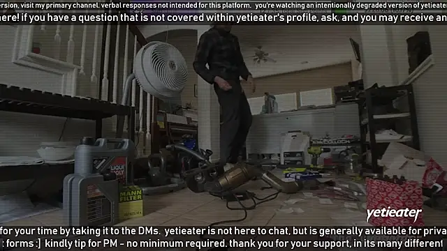 Snapshot of yetieater chatting on 01-15-25, 09:09 yetieater online show from 01-15-25, 09:09