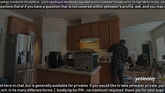 Snapshot of yetieater chatting on 01-23-25, 05:10 yetieater online show from 01-23-25, 05:10