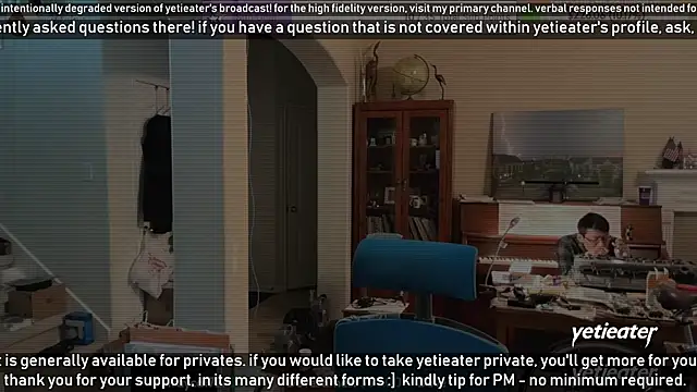 Snapshot of yetieater chatting on 01-23-25, 11:15 yetieater online show from 01-23-25, 11:15