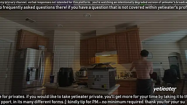 Snapshot of yetieater chatting on 02-03-25, 06:39 yetieater online show from 02-03-25, 06:39