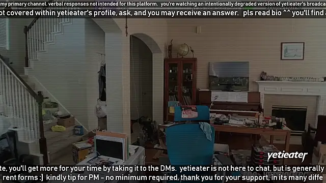 Snapshot of yetieater chatting on 03-11-25, 09:59 yetieater online show from 03-11-25, 09:59