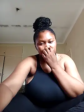 JuicyMilkyTizzy online show from 10-20-25, 09:32