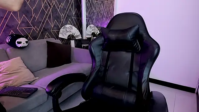 Tahara Romanov online show from 01-14-26, 02:33