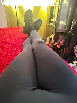 Snapshot of Saray_honey04 chatting on 03-14-25, 03:36 Saray honey04 online show from 03-14-25, 03:36