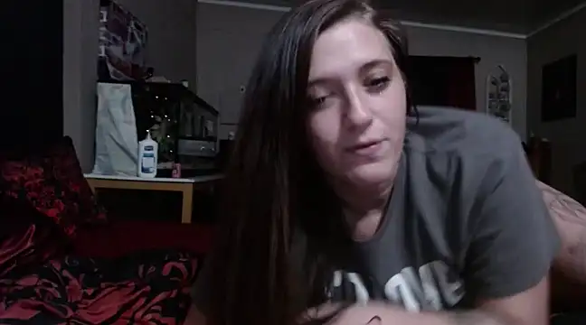 Snapshot of brattyvixen11 chatting on 03-12-25, 04:08 brattyvixen11 online show from 03-12-25, 04:08