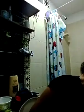 Ehilyn online show from 11-18-25, 01:44