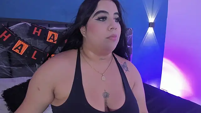 DANESKA HILLER online show from 10-20-25, 07:25