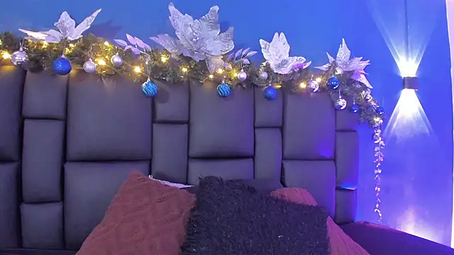 DANESKA HILLER online show from 11-28-25, 08:00