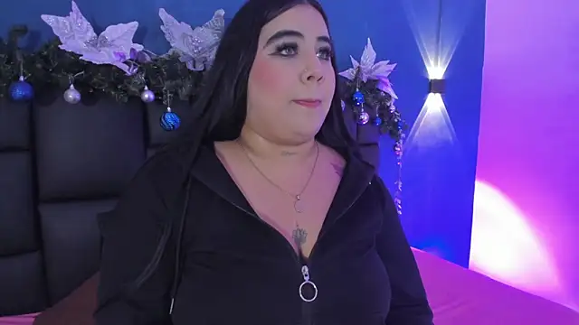 DANESKA HILLER online show from 12-19-25, 07:43