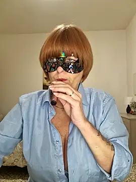 Gattina74 online show from 10-14-25, 06:42