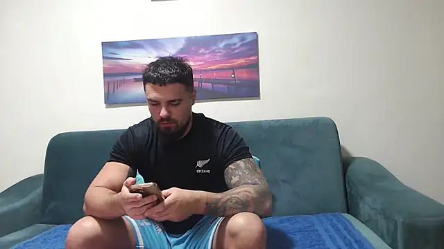 Tiberius hunk online show from 10-22-25, 08:47