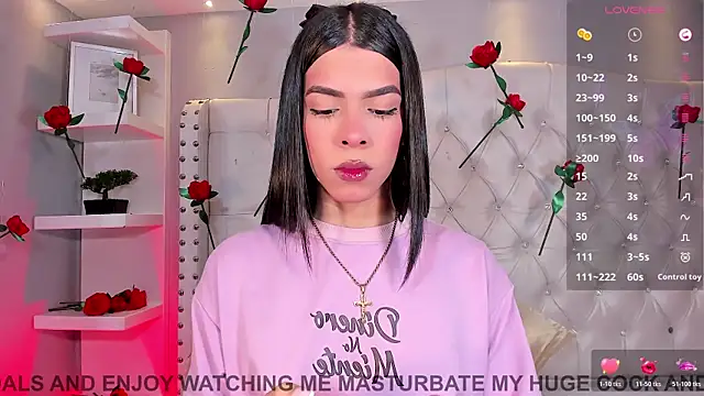 Snapshot of VeronicaSexx chatting on 02-14-26, 05:15 VeronicaSexx online show from 02-14-26, 05:15