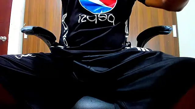 Dreamastercum  online show from 10-19-25, 11:55