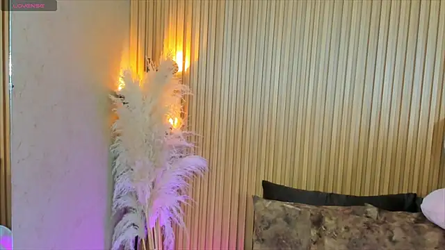 AlexiaAbbey online show from 10-28-25, 07:05