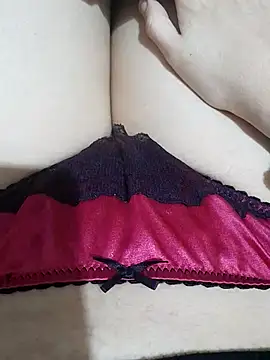 Snapshot of yakot7 chatting on 11-24-25, 11:26 yakot7 online show from 11-24-25, 11:26