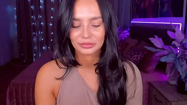 DanaSincere online show from 03-15-25, 05:19