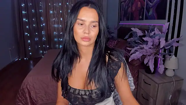 DanaSincere online show from 09-27-25, 05:45