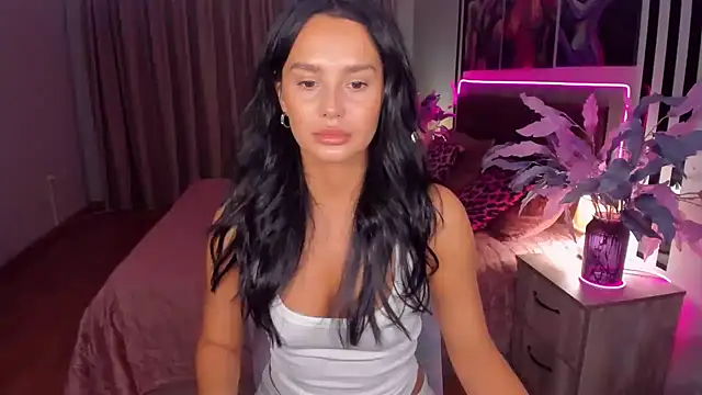 DanaSincere online show from 10-08-25, 04:21