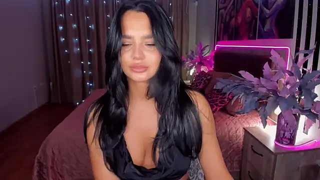 DanaSincere online show from 10-21-25, 03:40