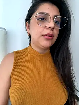 AliceGarc online show from 09-10-25, 07:14