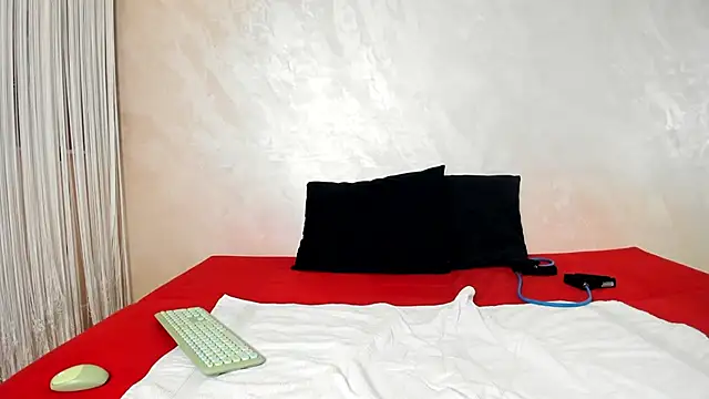 Snapshot of nole_jokker chatting on 03-18-25, 05:31 nole jokker online show from 03-18-25, 05:31