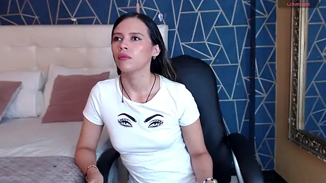 LiliJensen online show from 10-13-25, 07:58