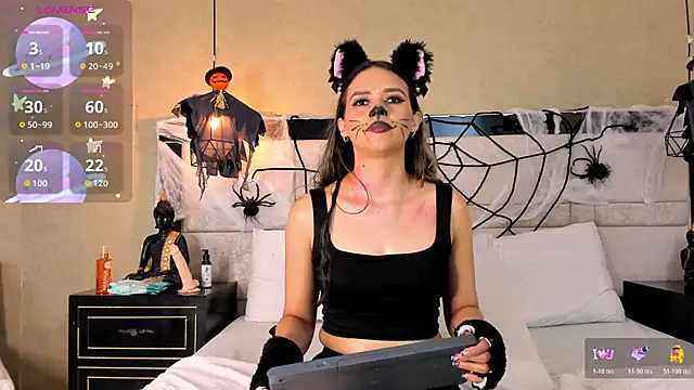 LiliJensen online show from 10-21-25, 06:30