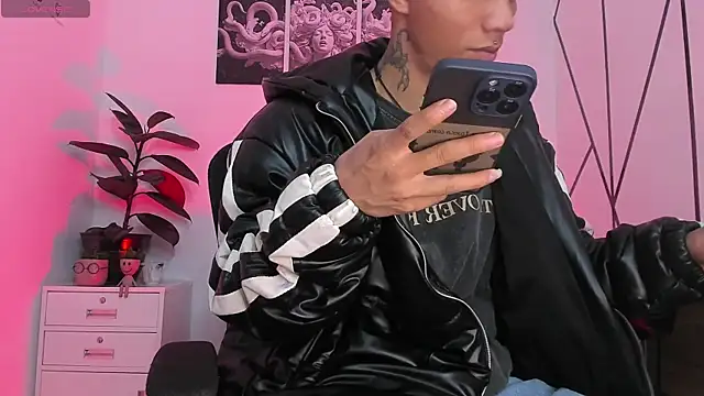 CRAZY-BOY99 online show from 11-14-25, 11:53