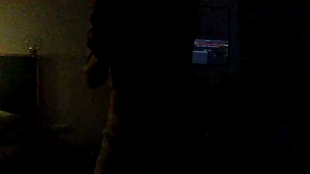 Snapshot of Bubba7519 chatting on 09-22-25, 05:31 Bubba7519 online show from 09-22-25, 05:31