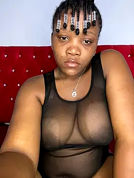 Beyoncex05 online show from 10-28-25, 11:07