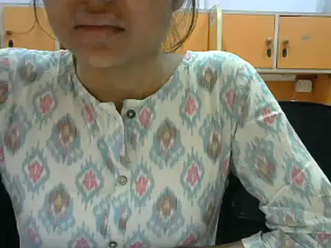 Snapshot of mayra89 chatting on 03-06-25, 11:36 mayra89 online show from 03-06-25, 11:36