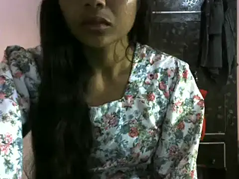 Snapshot of mayra89 chatting on 03-17-25, 02:56 mayra89 online show from 03-17-25, 02:56