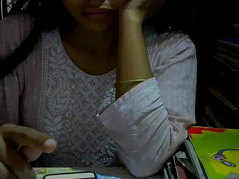 Snapshot of mayra89 chatting on 09-28-25, 04:51 mayra89 online show from 09-28-25, 04:51