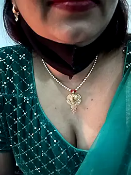 Snapshot of Neha-Bhabhi-Rasily chatting on 12-03-25, 02:26 Neha-Bhabhi-Rasily online show from 12-03-25, 02:26