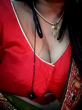 Snapshot of Neha-Bhabhi-Rasily chatting on 12-22-25, 03:09 Neha-Bhabhi-Rasily online show from 12-22-25, 03:09