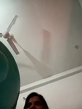 Snapshot of Neha-Bhabhi-Rasily chatting on 02-15-26, 07:27 Neha-Bhabhi-Rasily online show from 02-15-26, 07:27