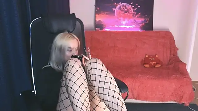 Miss Alice Silver online show from 03-19-25, 09:58