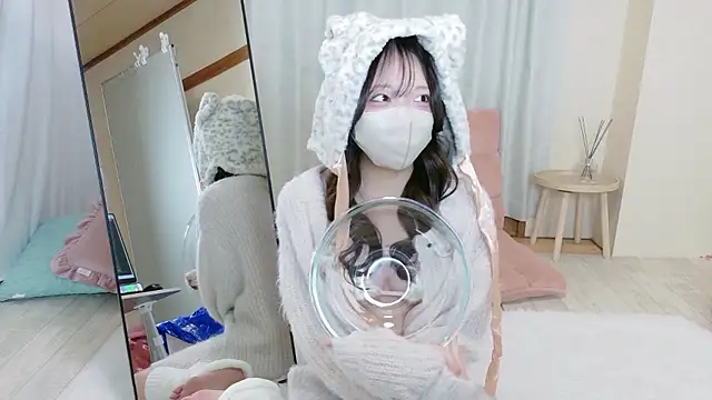 mami-pokoch online show from 10-23-25, 12:48