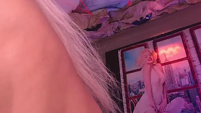 SashaNova online show from 10-30-25, 05:09