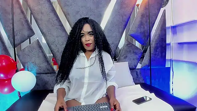 CandyMartinez  online show from 10-14-25, 08:09