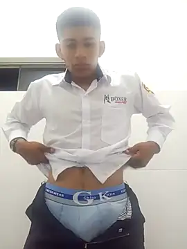 alayito12 online show from 03-08-25, 05:28