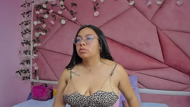  Violeta 18 online show from 11-30-25, 03:21