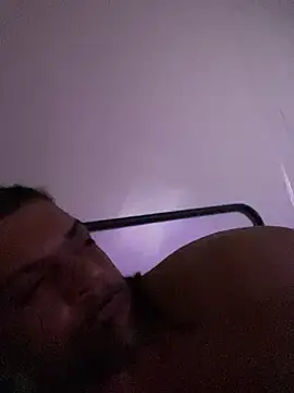 Snapshot of Nitobooy77 chatting on 04-16-26, 06:36 Nitobooy77 online show from 04-16-26, 06:36