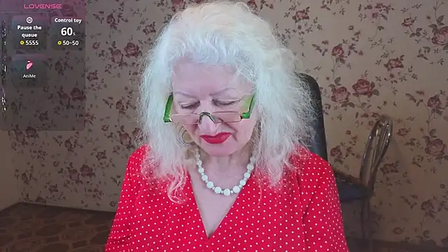 Maya Mayflower online show from 02-05-26, 03:00