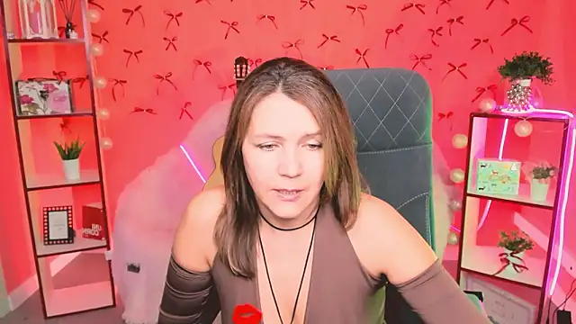 NicoleHitman online show from 01-31-26, 07:11