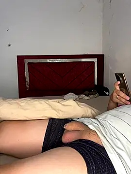 Snapshot of PRIMOS-77 chatting on 10-08-25, 01:36 PRIMOS-77 online show from 10-08-25, 01:36